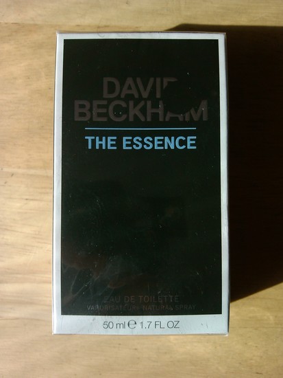 Nauji David Beckhem The Essence vyriski kvepalai