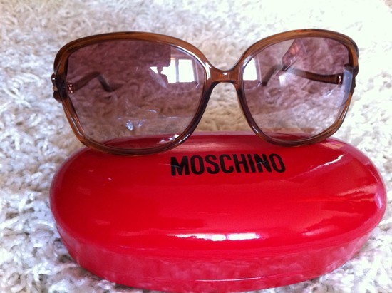 Moschino akiniai