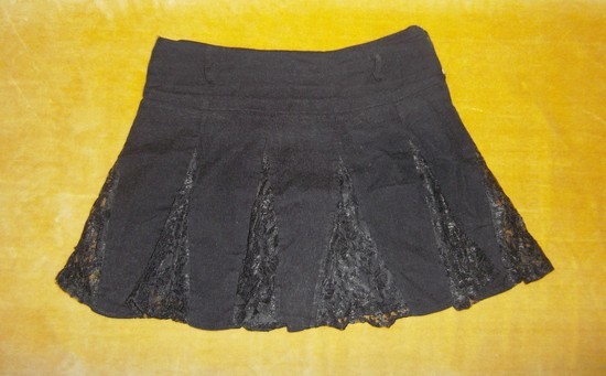 Zomšinis-ažūrinis sijonas