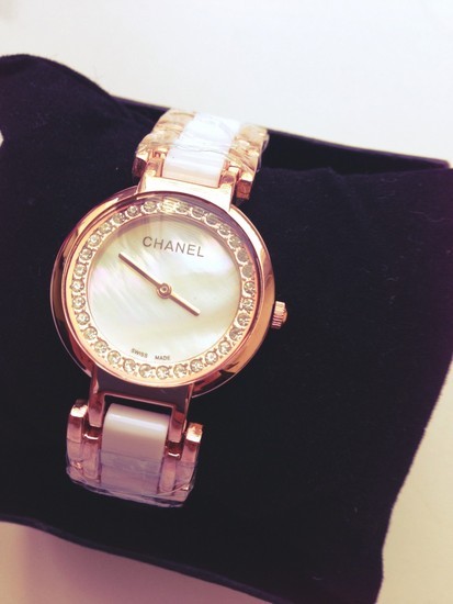 Chanel laikrodukai