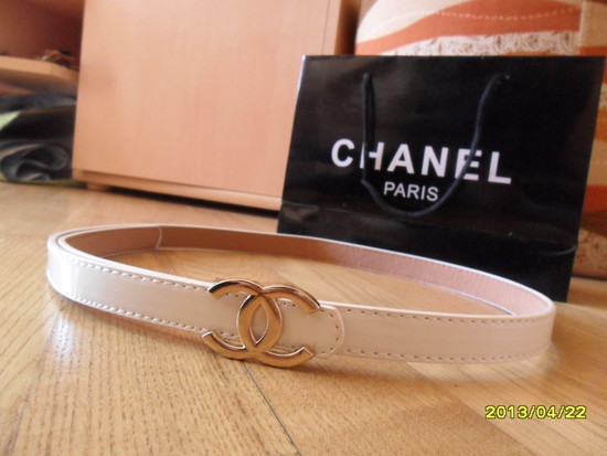 Chanel baltas gold