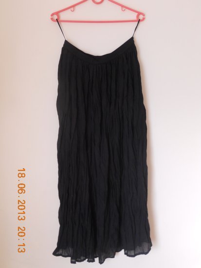 grazus ilgas juodas sijonas
