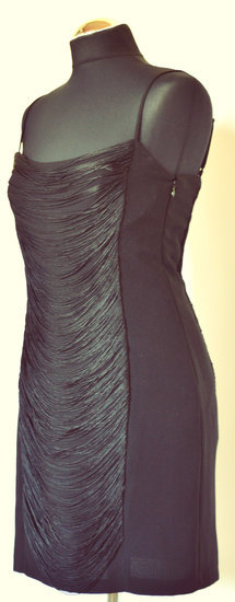 Proginė juoda suknelė