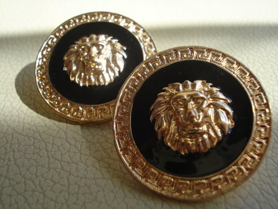 Versace kopija su liūto galva auskarai