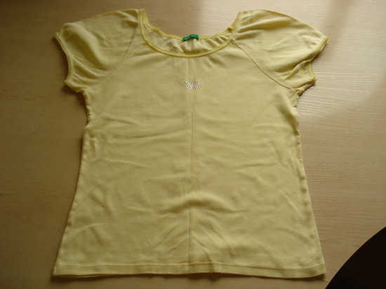 Geltoni Benetton marškiniai