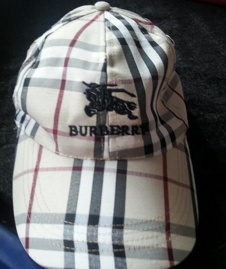 Burberry kepurė