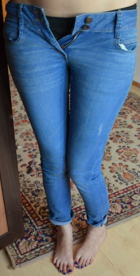 skinny jeans :)