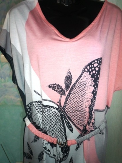 Suknelė su drugeliu