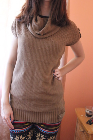 Rudas megztinis