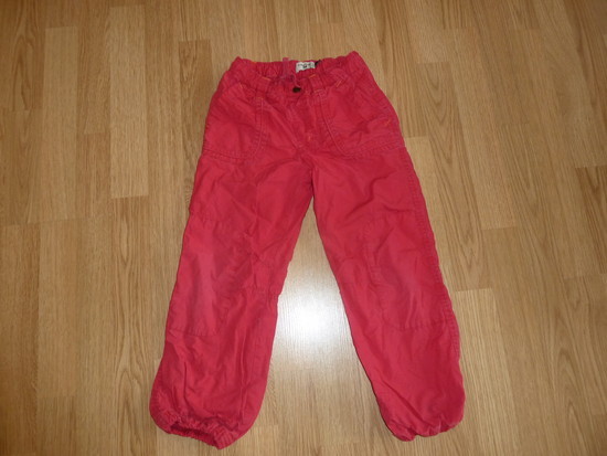 raudonos kelnės 122cm