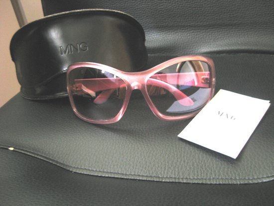 Rožiniai Mango akiniai nuo saulės