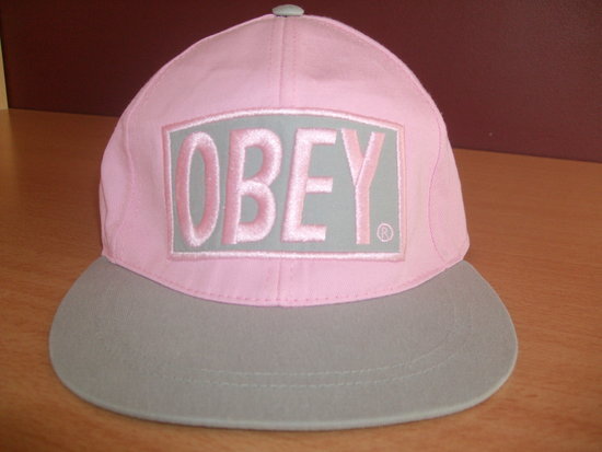 OBEY kepurė