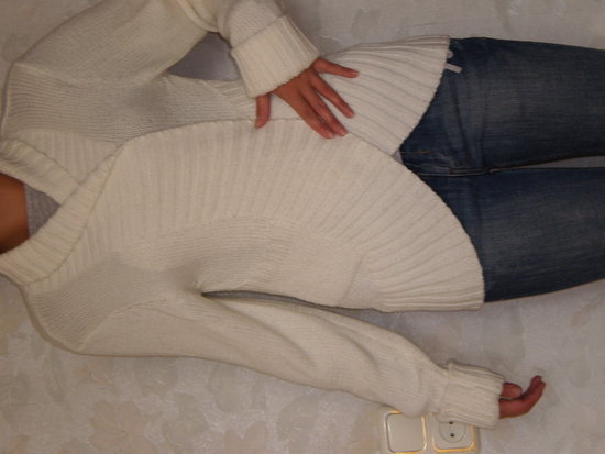 FISCH BONE baltas megztinis