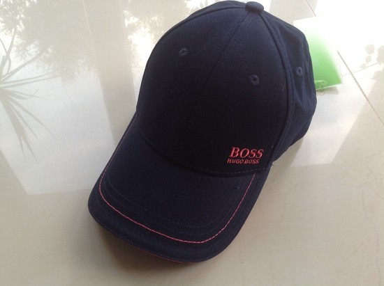 Hugo Boss 100% originali kepure.