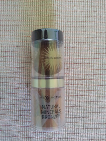 Max Factor natural minerals pudra