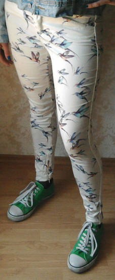 2013m Zara kelnės su paukščiukais