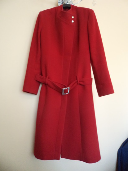 Raudonas paltas 
