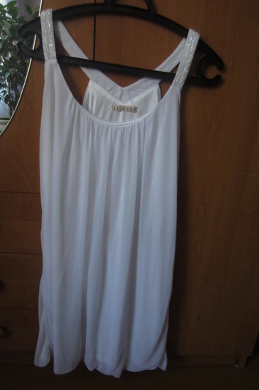 Balta suknelė-tunika