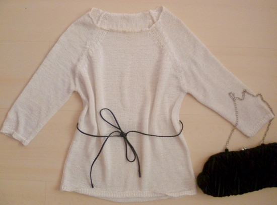 Gražus baltas megztinis