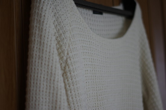 Laisvo stiliaus megztinukas