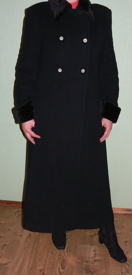 Dailus elegantiškas juodas ilgas paltas