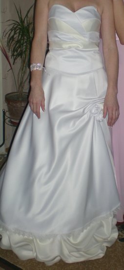 Vestuvinė suknelė :)
