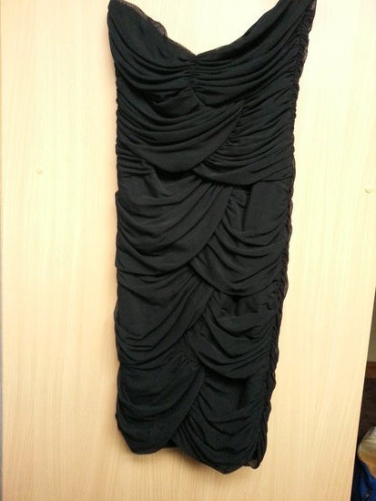 juoda mini sexy suknele