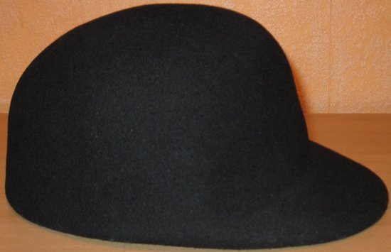 RESERVED kepurė (jojiko stiliaus)