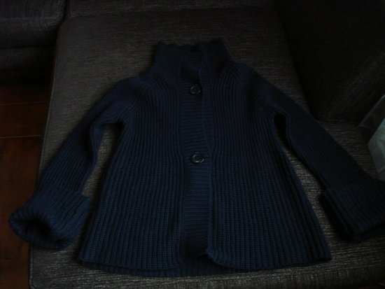 Užsegamas megztinis