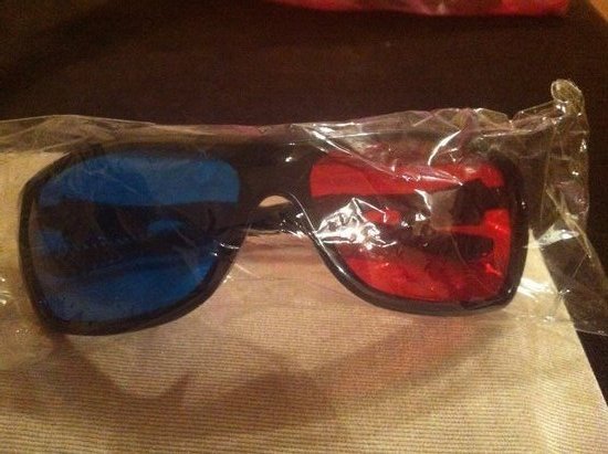 3D nauji akiniai