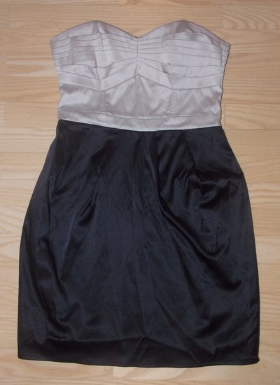 H&M kreminėsir juodos spalvos suknelė 
