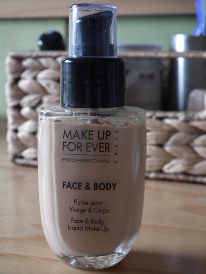 Make Up For Ever / Face & Body Liquid Makeup