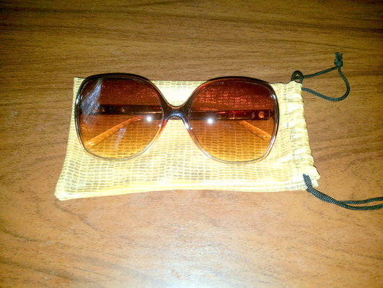 10lt su siuntimu akiniai nuo saulės