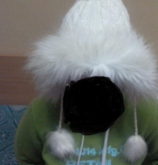 Labai šilta ir graži žieminė kepurė