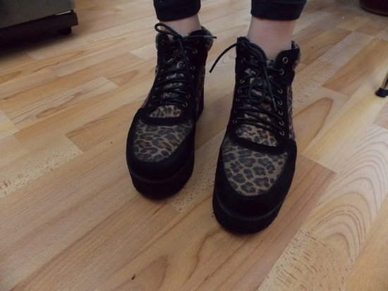 platforminiai batai creeper su leopardiniu printu