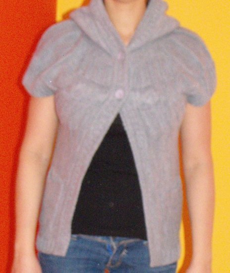 Pilkas megztinis S dydžio