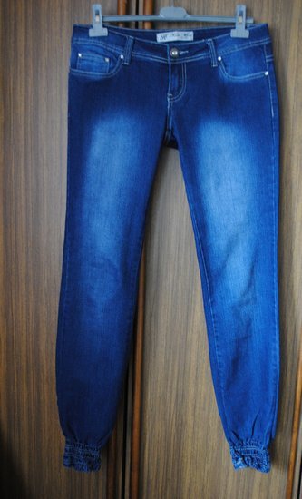 Mėlyni džinsai