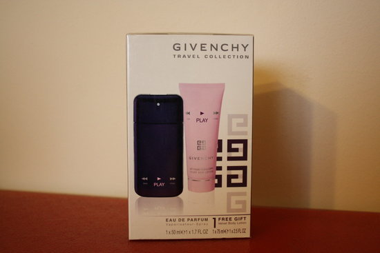 Givenchy Play For Her Intense 