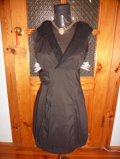 Graži juoda suknelė :)