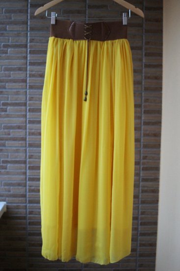 Geltonas sijonas 