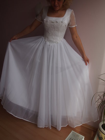 38-42 dydzio vestuvine suknele