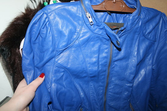 Mėlynas odinis H&M švarkelis