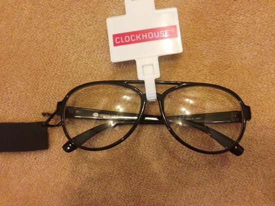 Nauji skaidrūs akiniai