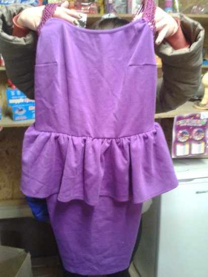 Nauja violetine madinga suknele.