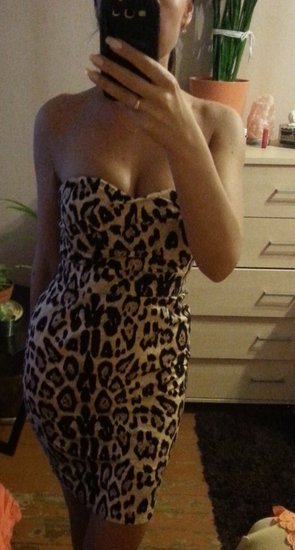Nereali leopardinė suknelė