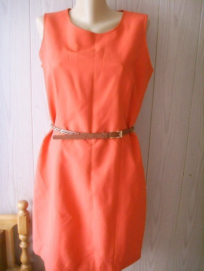 Labai graži koralinė/oranžinė suknelė:)