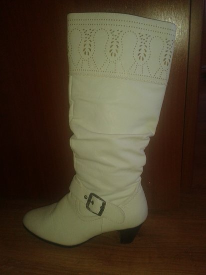 Balti batai