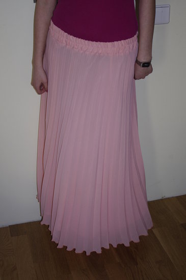 Ilgas dailus rožinis sijonas