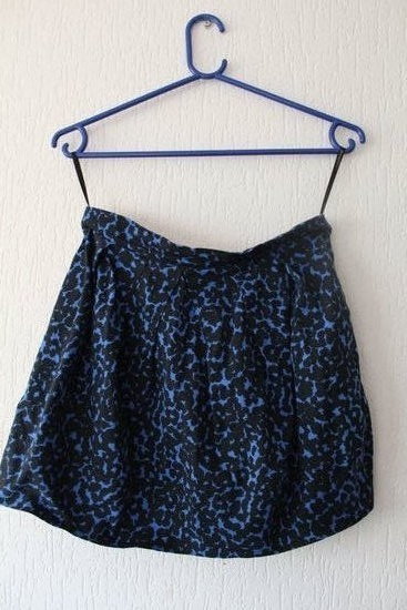 Mėlynas, stilingas sijonas