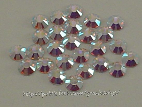 swarovsjio kristalai hamelionai